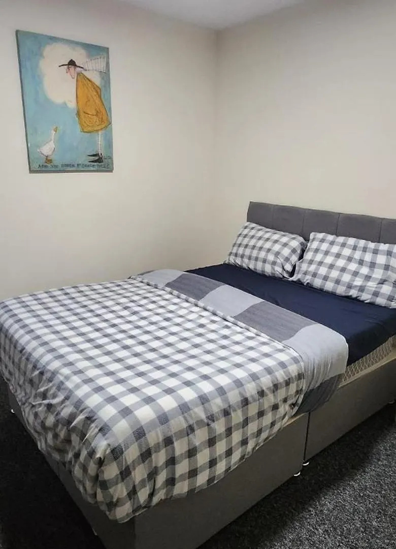 Apartment Haven, Large Double Room In East London, Barking, Free Parking Barking