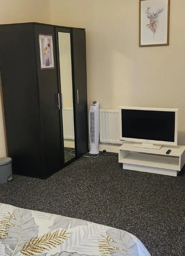 Haven, Large Double Room In East London, Barking, Free Parking Barking  0*, Barking (Greater London) United Kingdom