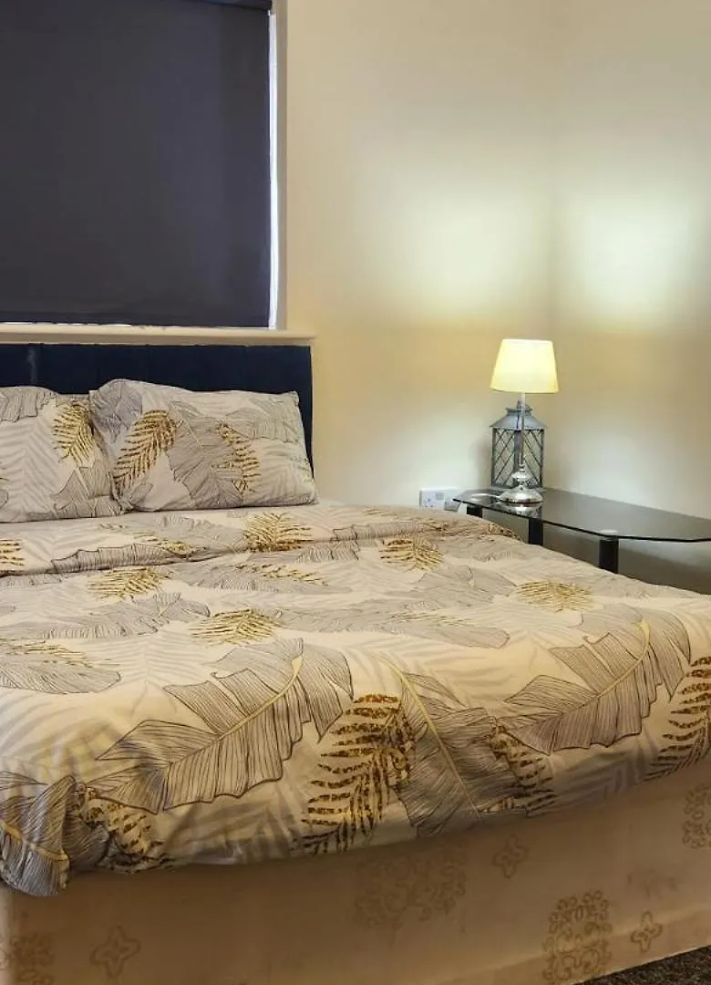 Haven, Large Double Room In East London, Barking, Free Parking Barking  Apartment Barking (Greater London)
